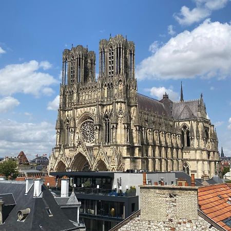 Appartamento Duplex Hammam Au Pied De La Cathedrale Avec Vue Reims Esterno foto