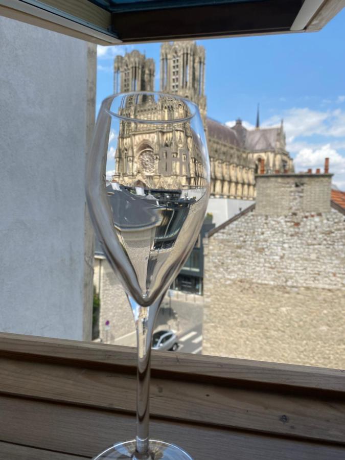 Appartamento Duplex Hammam Au Pied De La Cathedrale Avec Vue Reims Esterno foto